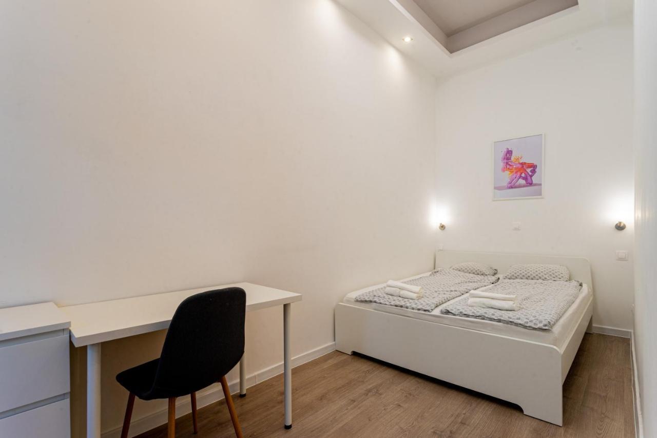 Modernized Condo At Kiraly 51 Budapest Exterior foto